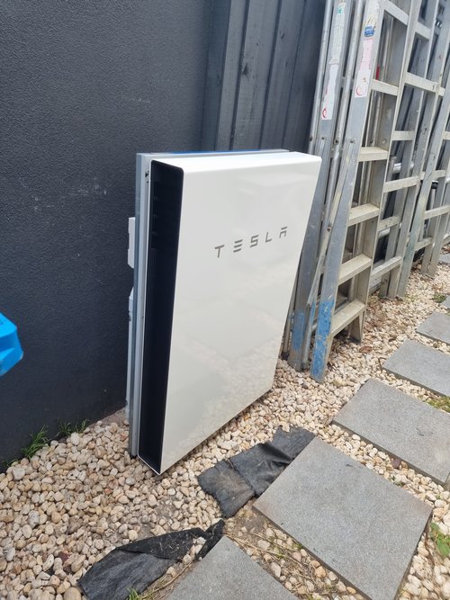 Residential Solar Battery System in Lilydale: Tesla Energy Solutions